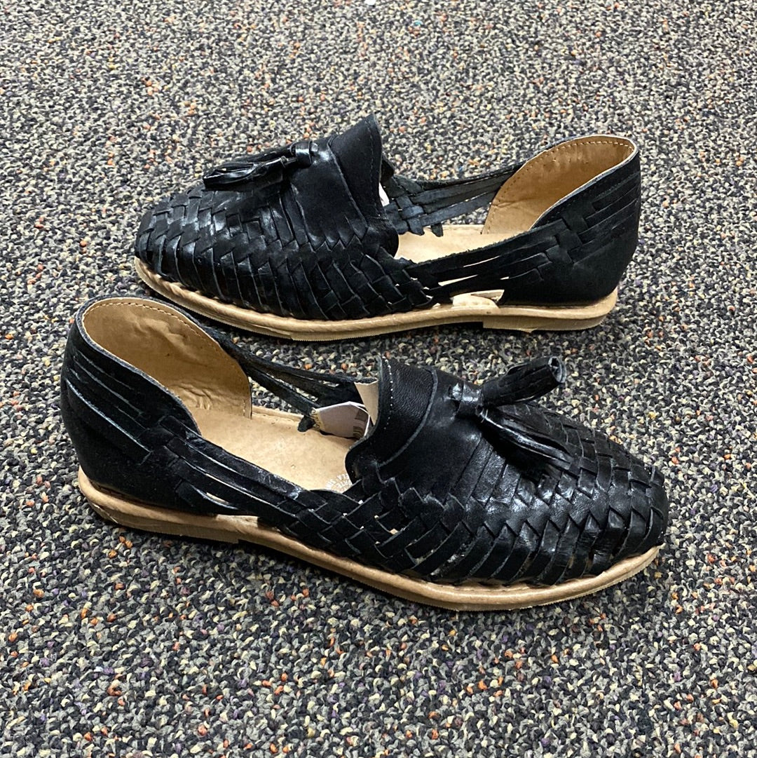 Macarena Collection Women's Huarache Sandals – Handmade Black Leather, Mexican Style