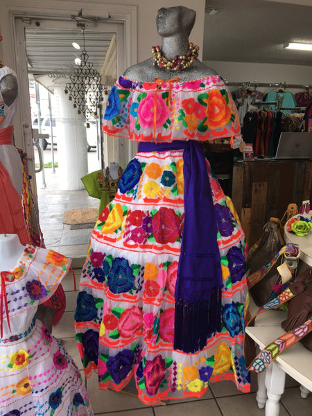 white mexican dress Mexican Chiapaneca White Dress – Cielito Lindo