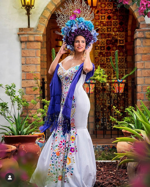 Paloma Blanca Formal Dress - Made to order Cielito Lindo Paloma Blanca Formal Dress - Made to order Cielito Lindo